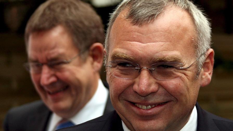 Сръбското правителство избра Гузенбауер, а не Строс-Кан