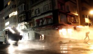 Атаката се случва на фона на по-агресивните протести срещу властите в Турция и проблемите в граничните райони заради кризата в Сирия