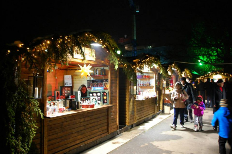 Коледният базар в София - снимка 9