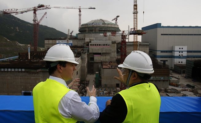 Франция е готова да строи още реактори в Китай