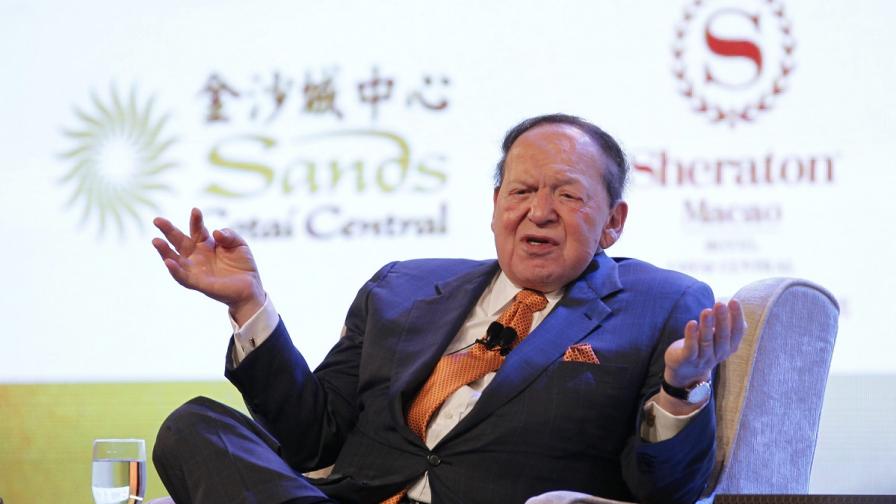 Аделсън е собственик на мрежата от казина и хотели "Сендз" (Sands) в Лас Вегас, но основната му печалба е дошла от казината в Макао и Сингапур