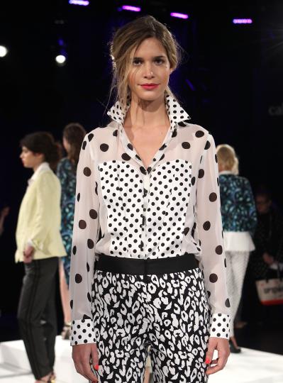 Тенденции пролет/лято 2012 - черно&бяло - снимка 80