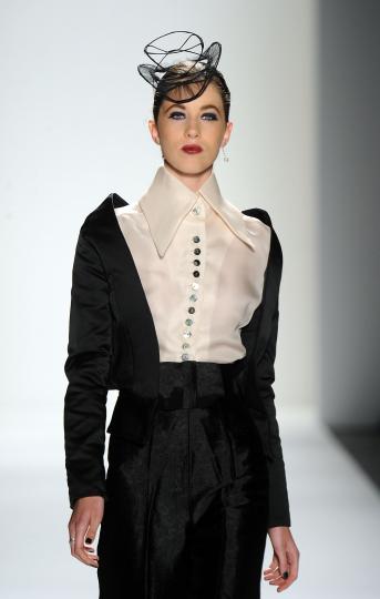 Тенденции пролет/лято 2012 - черно&бяло - снимка 64