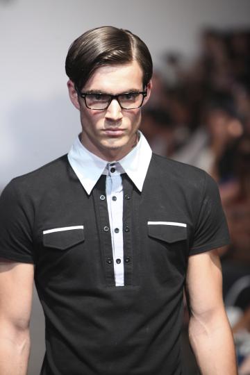 Тенденции пролет/лято 2012 - черно&бяло - снимка 47